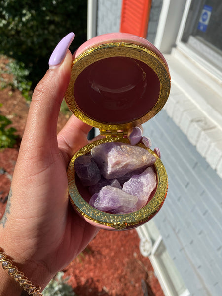 Raw Amethyst crystals